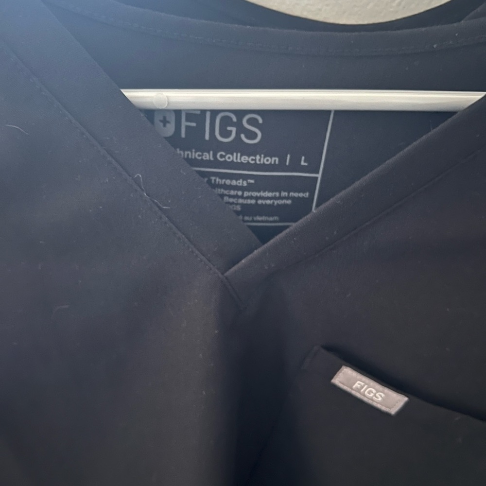 THREE FIGS TOPS - Picture 2 of 3